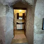 Coco Cave אורחן גורמה
