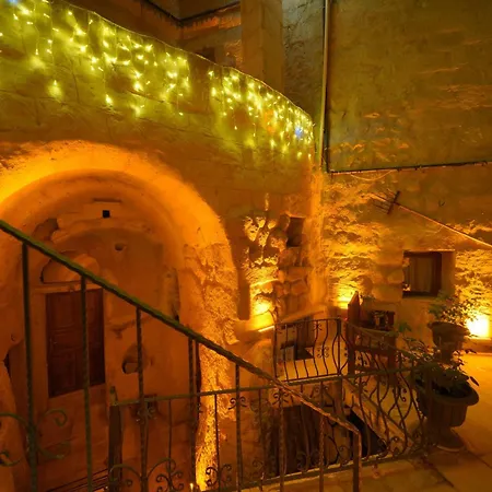 Coco Cave 2*