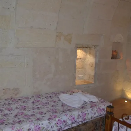 אורחן Coco Cave